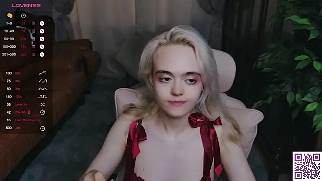 Oxcy_Secret Adlı Modelin Canlı XXX Sohbeti