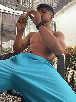 Show de Teaserhoussejj_ na webcam