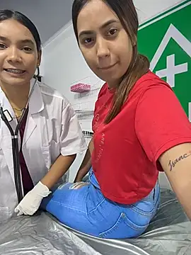 Pertunjukan Kamera Web Kinky_DoctorX