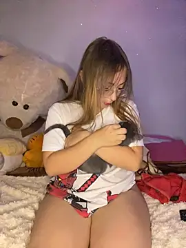 Živý XXX chat Caamii_