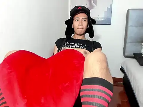 Cozy_Sunset Webcam show