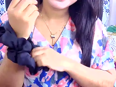 Noor_Zarin27のウェブカメラショー
