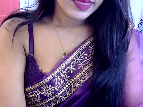 Noor_Zarin27 Adlı Modelin Canlı XXX Sohbeti