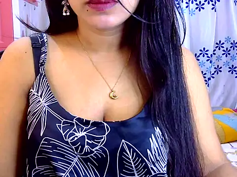 Noor_Zarin27: онлайн-секс-чат