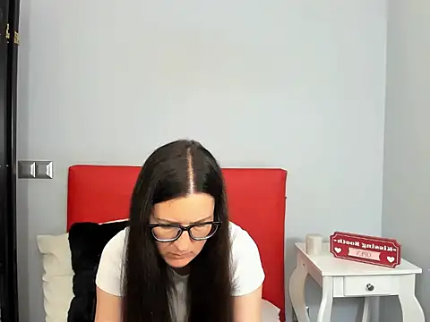NadiaXlove – Kamerová šou