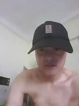 Pokazy przed kamerką – boy_zin007