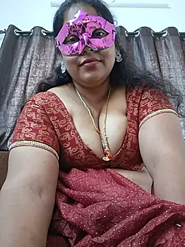 Hot_Sreeja_Tamil Live XXX-chat