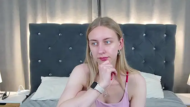 Chatroom XXX en direct de LirienVexx