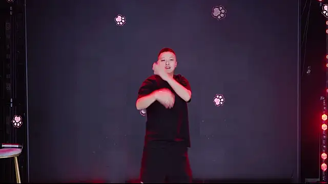 Comebaby007のウェブカメラショー