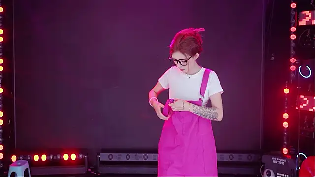 Comebaby007's Webcam Show