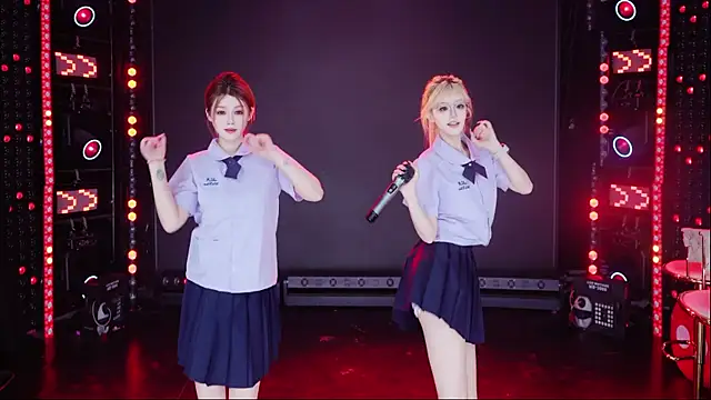 Comebaby007 在線直播表演