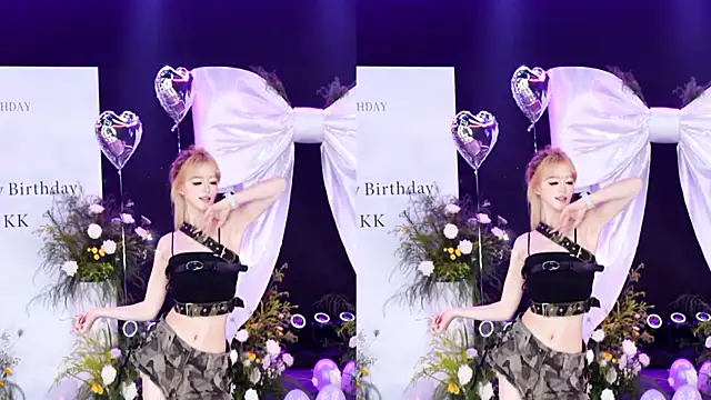 Comebaby007 在線直播表演