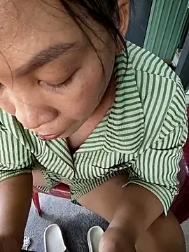 Chrysanta_sweet 网络视讯表演