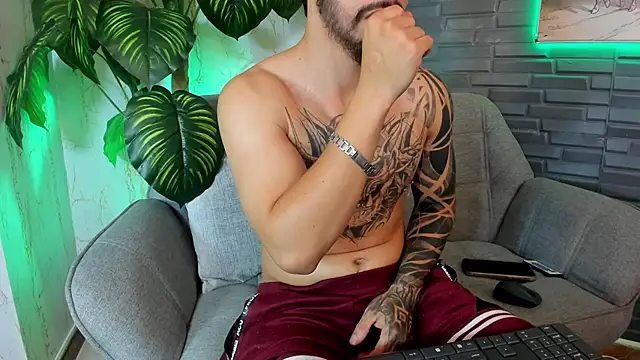 Webkamerová show levi_wolf