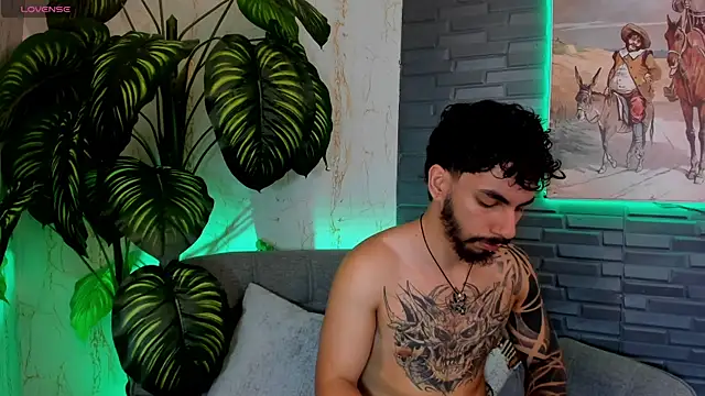 levi_wolf Webcam show