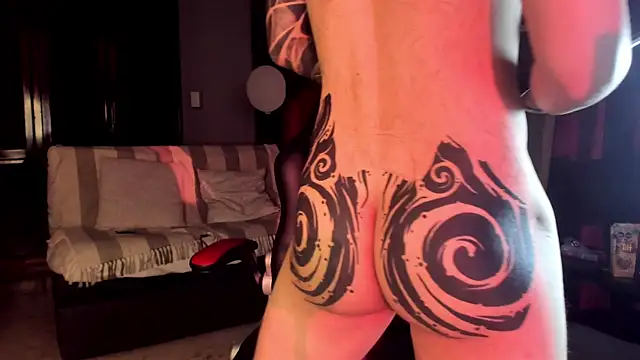 Show Webcam de levi_wolf