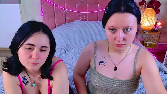RuthHalll Webcam-Show