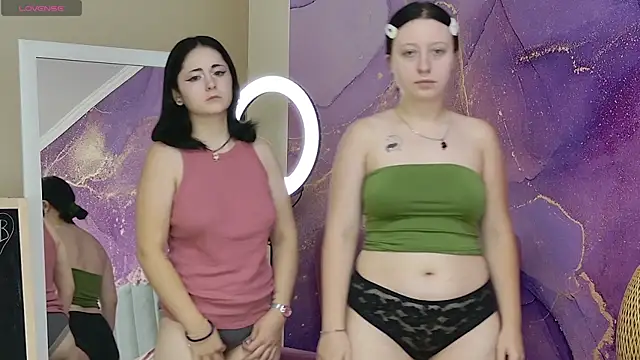 RuthHalll webcam show