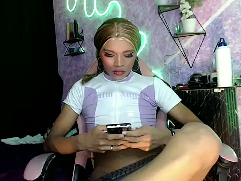 Cris_romero_1's Webcam Show