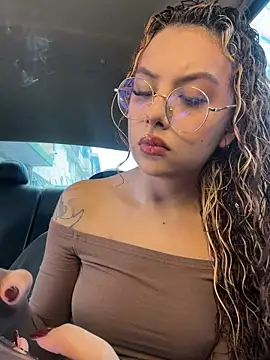 Joyce-fire Live XXX-Chat