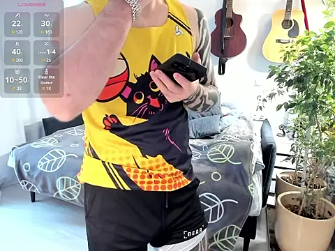 KitteanHard's Webcam Show