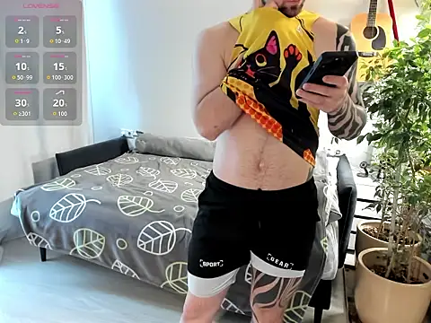 Show modela KitteanHard na web-kameri