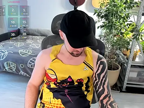 KitteanHard's Webcam Show