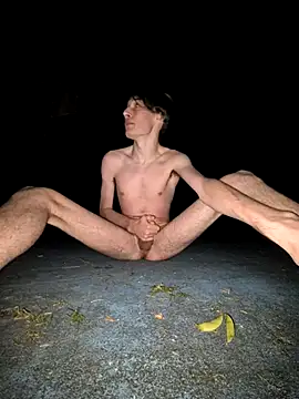 عرض كام Smelly-Ewan-stinks