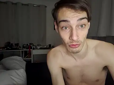 Smelly-Ewan-stinks Webcamshow