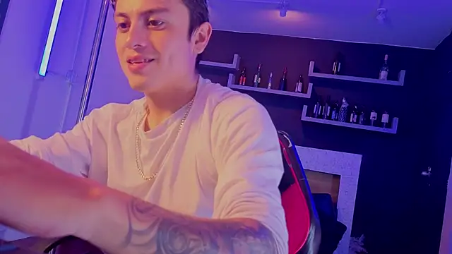 Pokazy przed kamerką – angel_still_