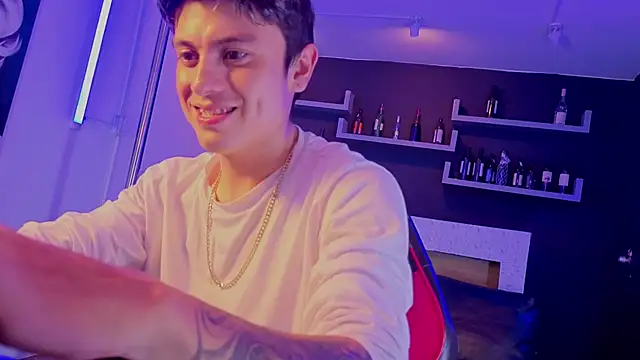 angel_still_ webkamerás műsora