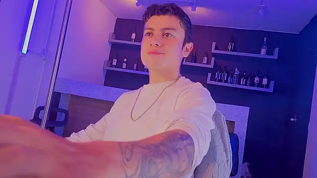 angel_still_ webkamerás műsora