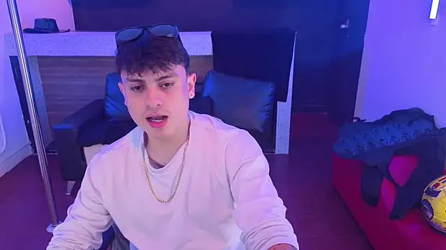 Chat +18 de angel_still_ ao vivo