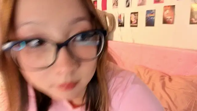 Karolinacreamm Obrolan Langsung XXX