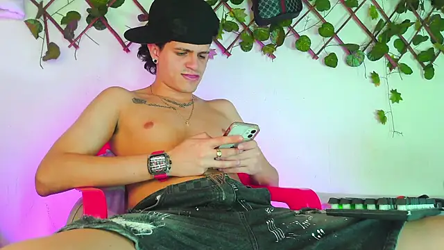 Dirty_Dark_Devil666 Adlı Modelin Web Kamerası Şovu