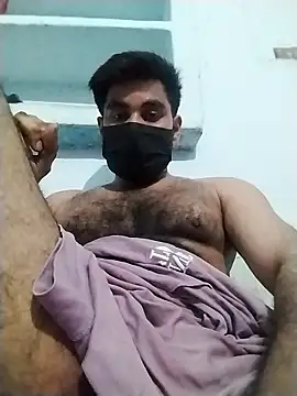 Pokazy przed kamerką – hard_dickk91