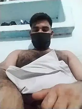 Pokazy przed kamerką – hard_dickk91