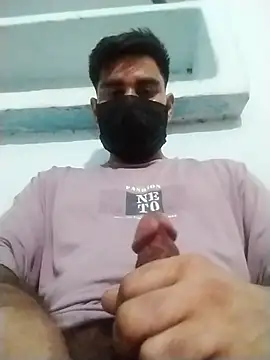Pokazy przed kamerką – hard_dickk91