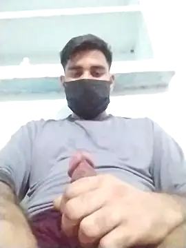 Pokazy przed kamerką – hard_dickk91