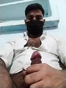 Pokazy przed kamerką – hard_dickk91