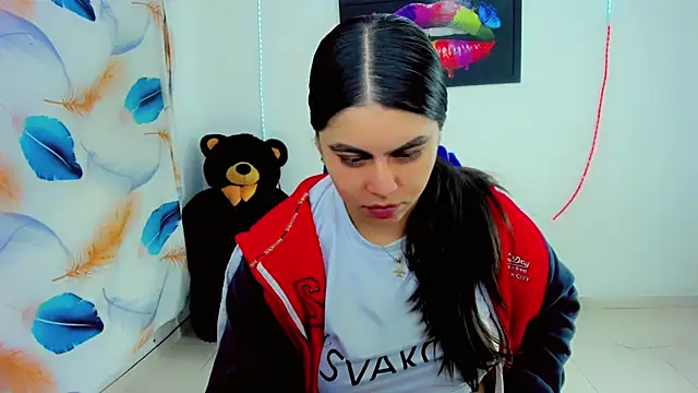maddison_ivannovan Webbikameraesitys