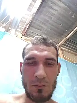 junior_926 Show in webcam