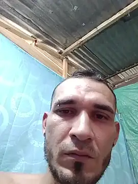 junior_926 Show in webcam