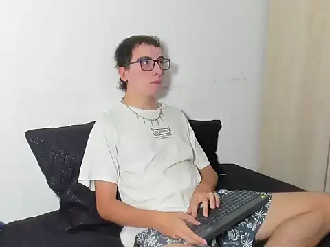 Show de MiloGM_ na webcam