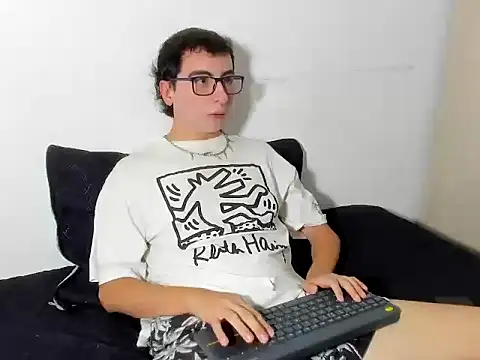MiloGM_ Webcam show