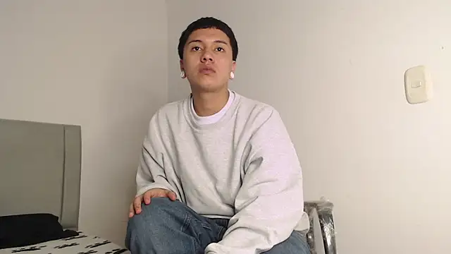 Owenn__blueee webcam show