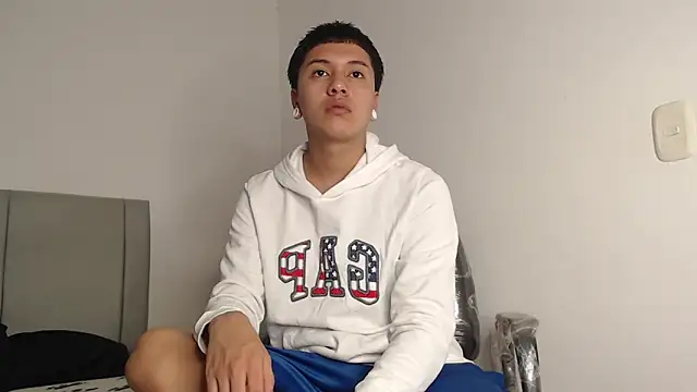 Owenn__blueee webkamerás műsora