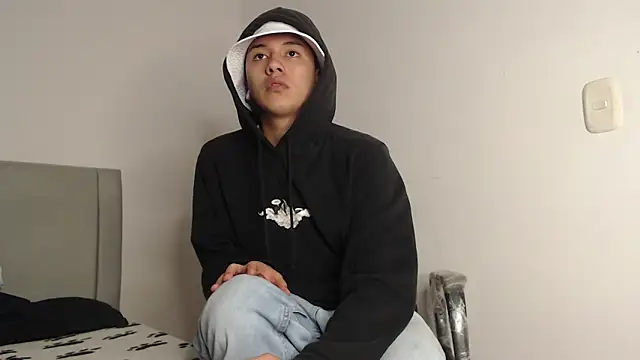 Owenn__blueee – webcam-show