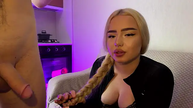 Blonde88888n Webbikameraesitys