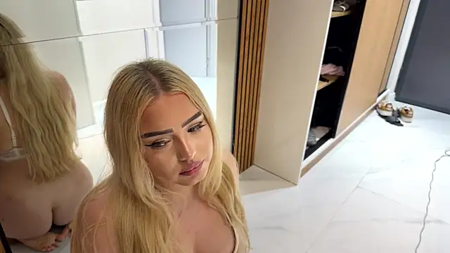 Blonde88888 – webcam-show